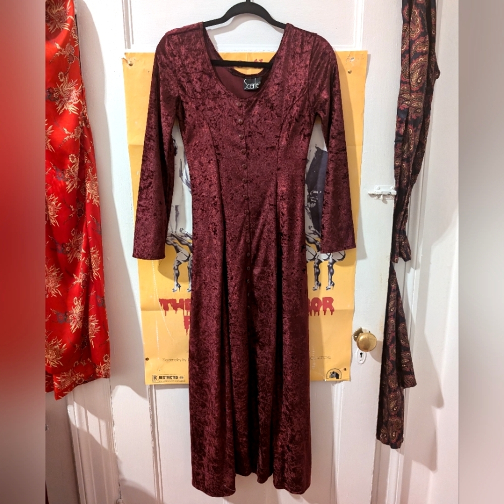 VNTG 90s Velvet Dress